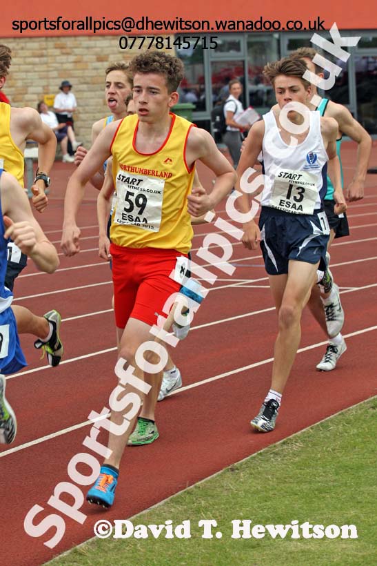 Junior boys 1500 metres, 2015 English Schools Track and Field Champs., Gateshead Stadium. Photo: David T. Hewitson/Sports for All Pics